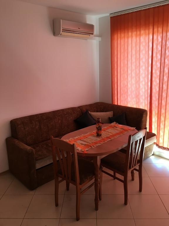 Adonai Apartments Nessebar Exterior foto